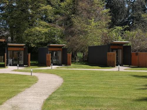 South Galson Cabine | A UNIQUE Experience in a Converted Shipping Containers, Glamness is Adults Only