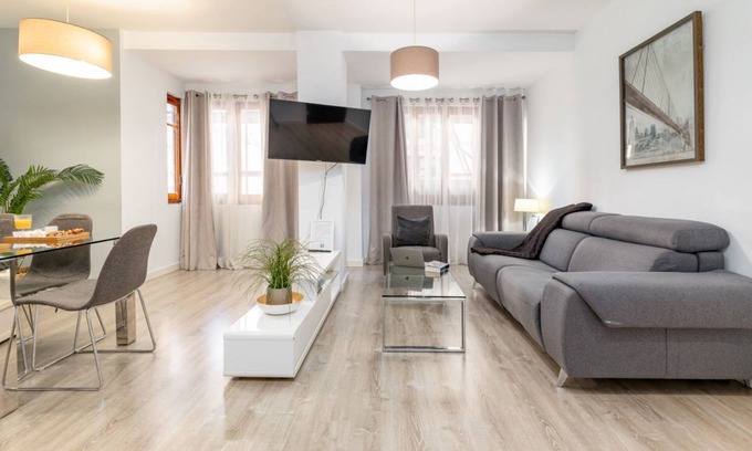 Sant Francesc Appartement | A (VA012.1) TH Ayuntamiento 1A
