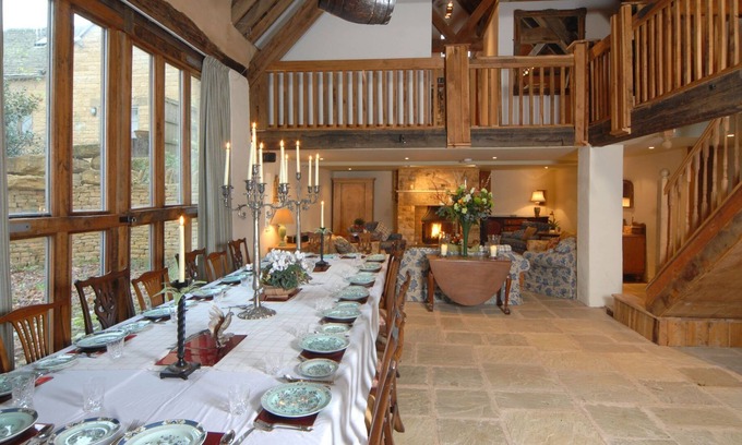 Chipping Campden Maison | A wonderfully restored barn and a fabulously spacious home away from home.