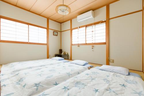 Kaizuka Maison | A&Z Guest House 関空行南海線二色の浜駅三分 鍵付き4人部屋
