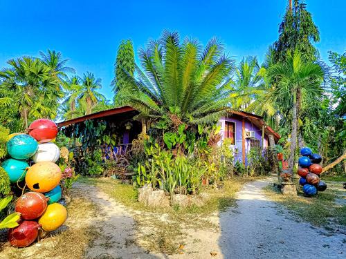 San Vicente Maison | A. Zaragosa Lodging House
