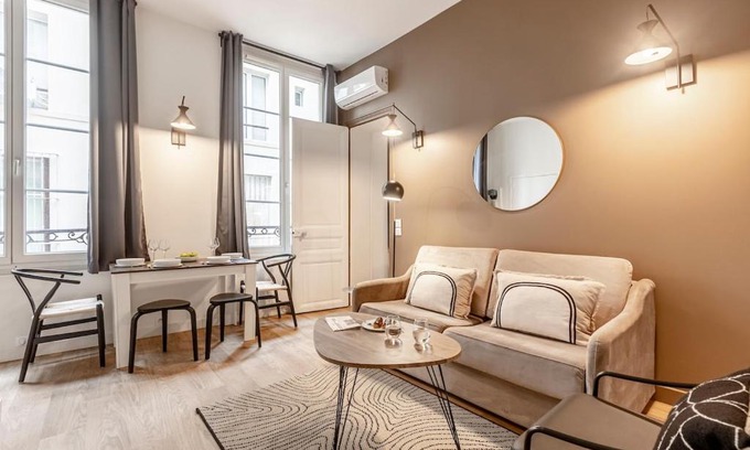 3rd Arrondissement Appartement | A11#RépubliqueMarais1BedRoomParis03AC