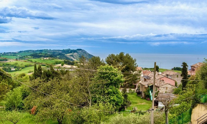 Poggio Appartement | A27 - Poggio, four-room apartment with sea view on Portonovo Bay