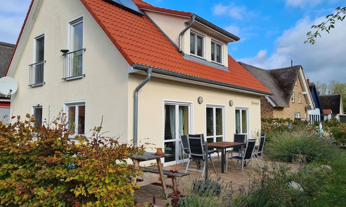 Alt Gaarz Appartement | A4 Ferienhaus Sturmvogel Ostseebad Rerik / old = sold - A4: 4-room