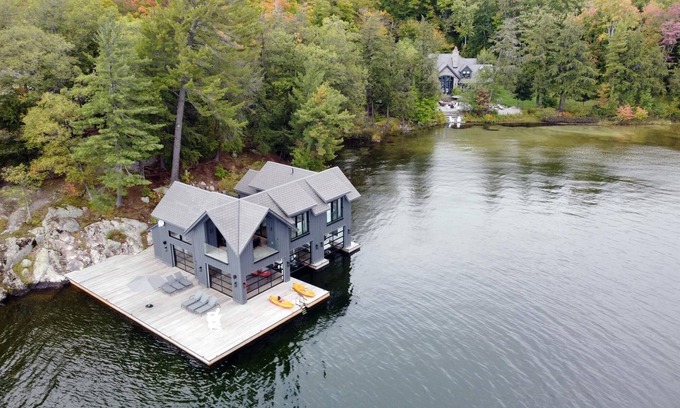 Muskoka Lakes Cottage | AAA Lake Joe Prime Location Riverdale Rd! South! 8bdrm, 5 bath! Muskoka Beauty!!