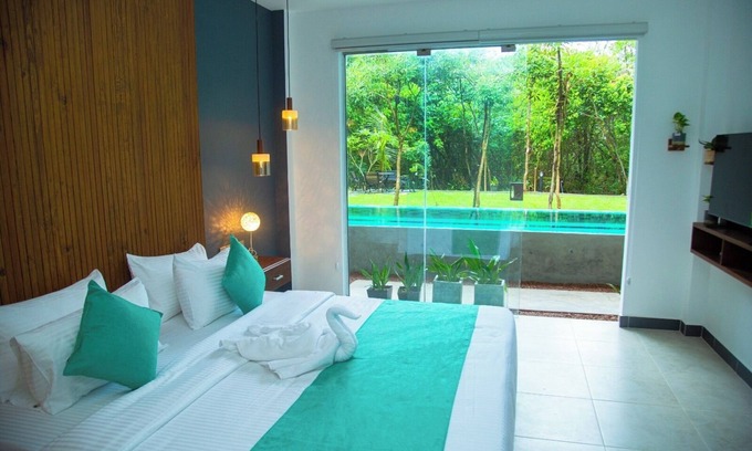 Hettimulla Hôtel | Aaradhya Madu River