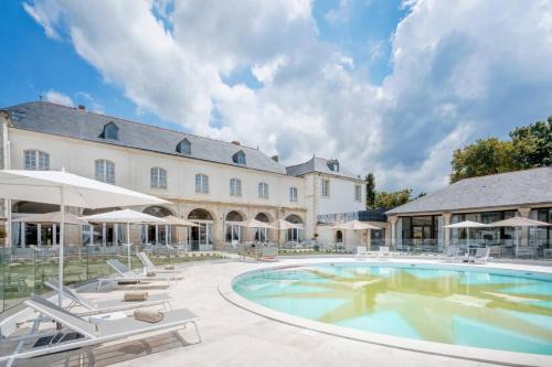 Les Sorinieres Hôtel | Abbaye De Villeneuve