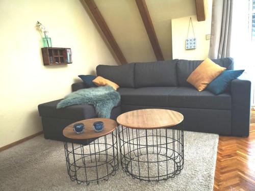 Timmel Maison | Above in Timmel