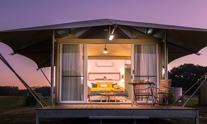Rules Beach Cabine | Absolute Beachfront Glamping Tent