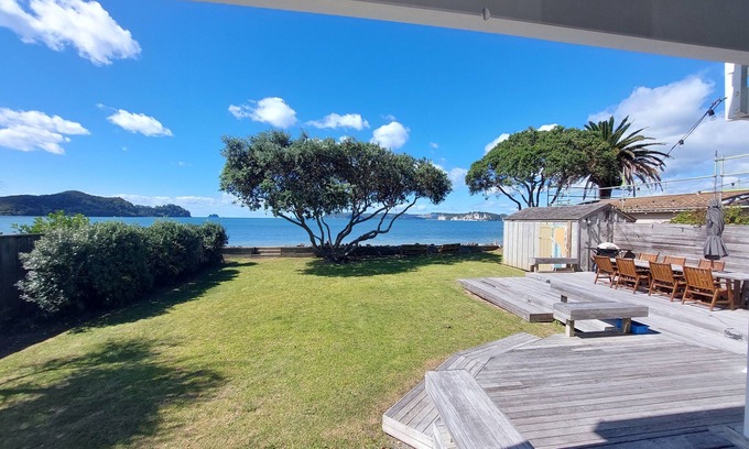 Whitianga Maison | Absolute Beachfront