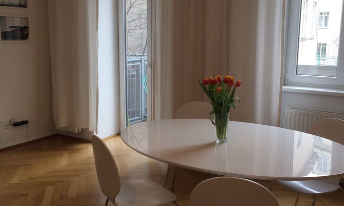 Margareten Appartement | Situation calme avec balcon et pourtant en quelques minutes dans le centre