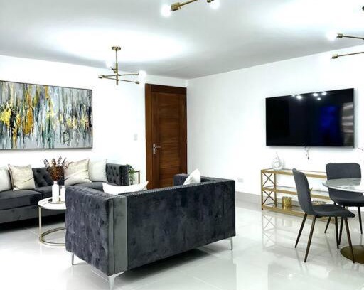 Cerro Alto Appartement | AC, Wifi, Gym, Pool, Parking, Sec. Guards 24 hrs.