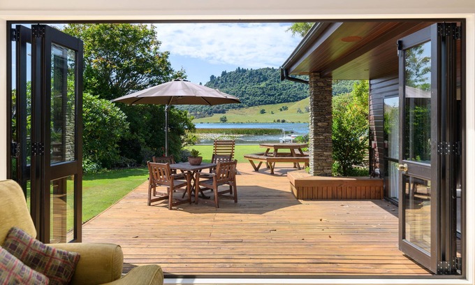 Lake Okareka Maison | ACACIA LAKESIDE AT LAKE OKAREKA