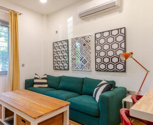 Kolokinthou Appartement | Academia apartments by the park