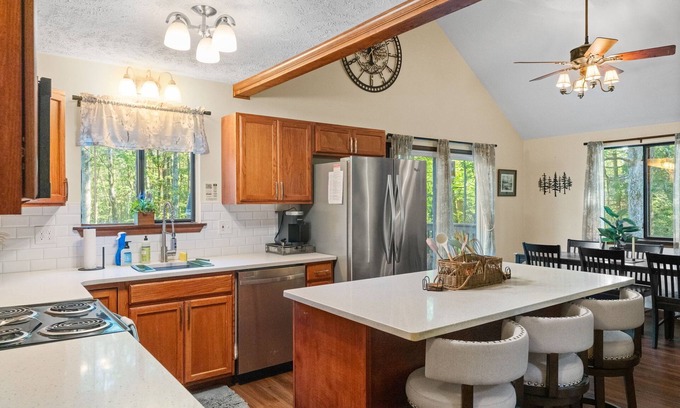 Jim Thorpe Maison | Accessible Retreat - Ramp & Walk-in Shower - Main Floor Living in Jim Thorpe