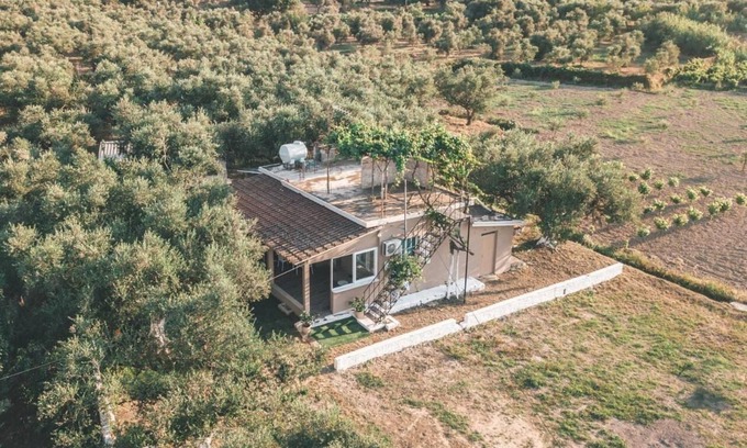 Agia Marina Maison | Maison de vacances accessible "The Mills House" avec terrasse privée et Wi-Fi