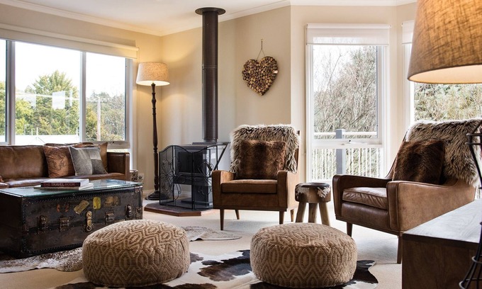 Daylesford Maison | Accolade - a stone's throw from Lake Daylesford