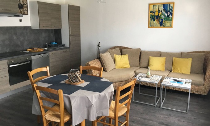 Brignogan-Plage Appartement | Logement rénové classé 3 étoiles à 250 m des plages