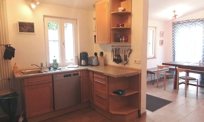 Neuerburg Maison | Small vacation home in the historic castle keep area