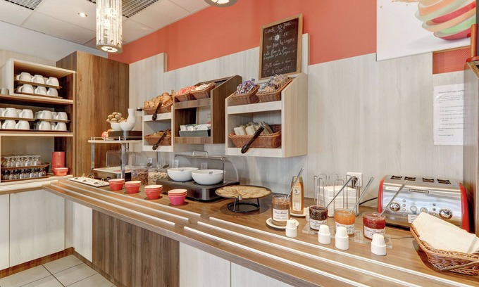 Saint-Victor Hôtel | ACE Hôtel Montluçon
