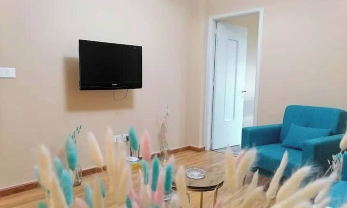Sodeco Appartement | Achrafieh Vintage Apt,24/7Power, Garden BBQ Hottub