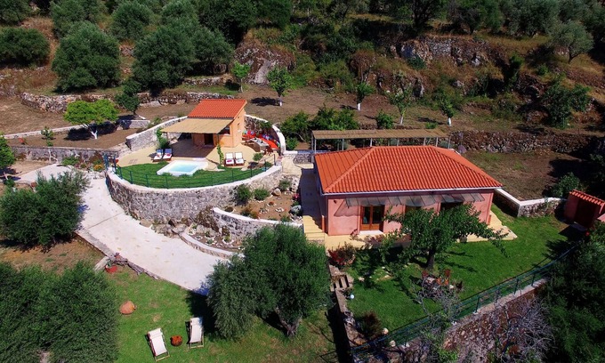 Sami Villa | Acropolis Villa Kefalonia with stunning view, outdoor Jacuzzi & privacy