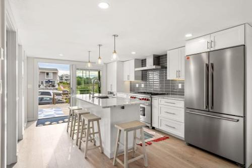 Newbury Maison | Across From Beach High-End Home The Nest