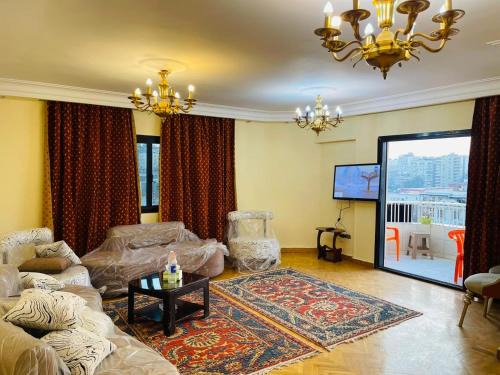Nasr City Appartement | Adam McDonald's Abbas Al Akkad View Garden