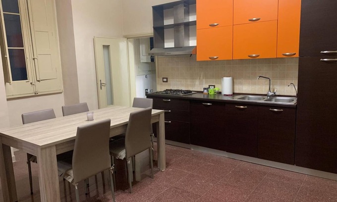 Matino Appartement | ADATTO PER FAMIGLIE,COPPIE E GRUPPI. ANIMALI AMMESSI