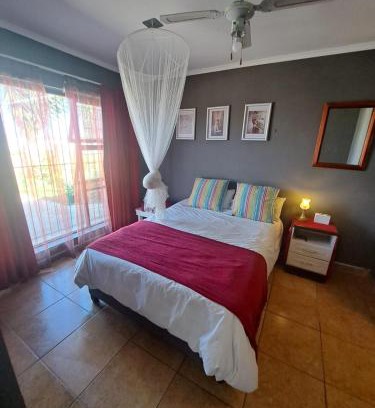 Colchester Appartement | Addo's Secret Backdoor