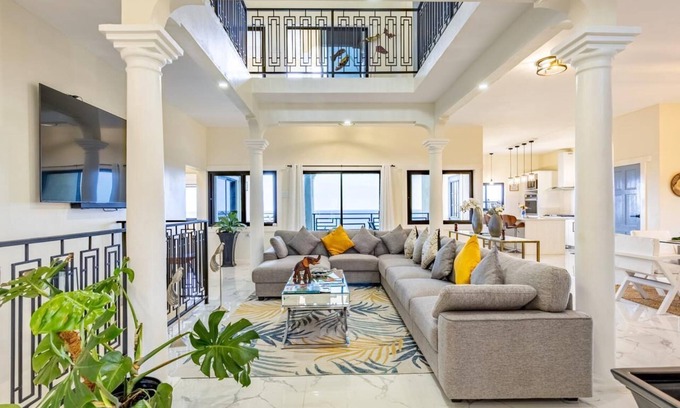 Salt Gut Villa | Spacious Modern Villa, 8BR, 7BTH, WiFi, AC, and BBQ Facility in the Backyard!