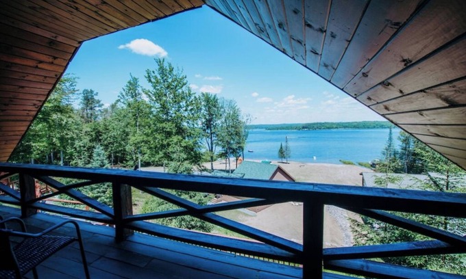 Cold Brook Cabine | Adirondack Lakeside Lodging with Beach Access & Panoramic Lakeview