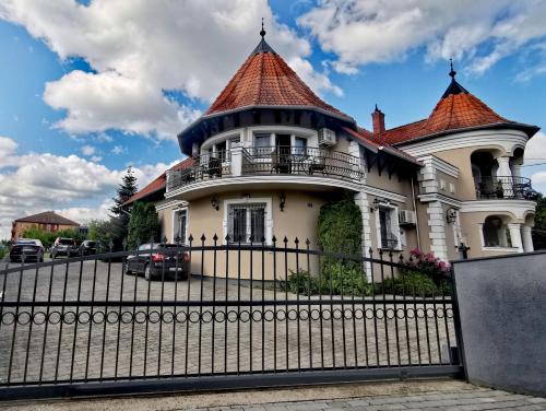 Kehidakustany Maison | Admirál Villa Felnőttbarát szálláshely
