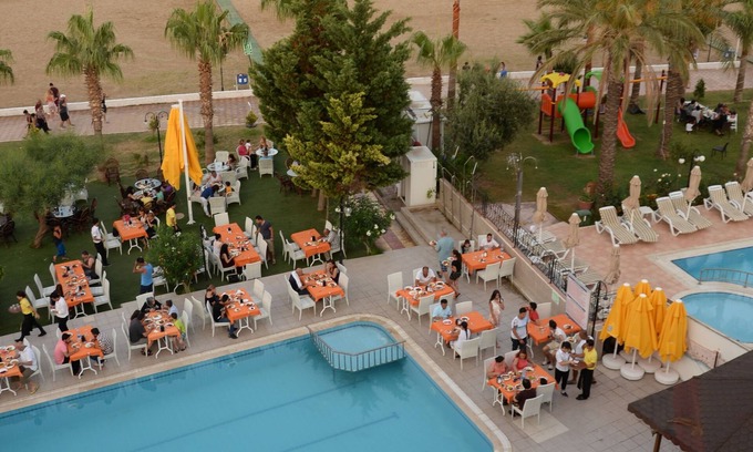Artikli Hôtel | Admiral Hotel