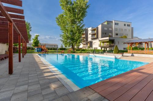 Siofok Appartement | Admiral Luxury III Apartman By BLTN