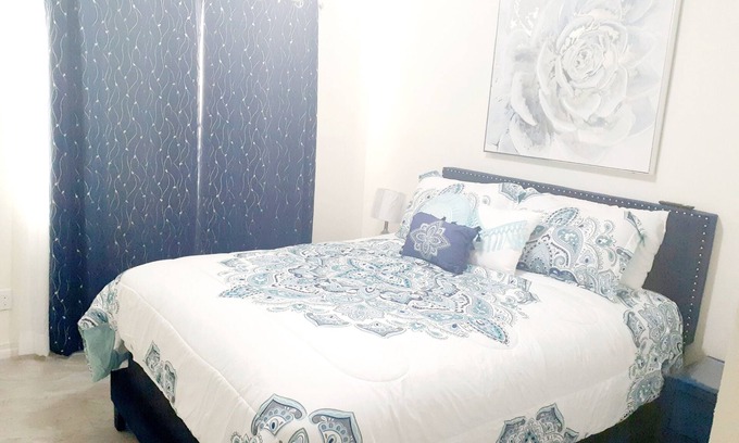 Paradise Appartement | Adorabile and cozy one bedroom place!