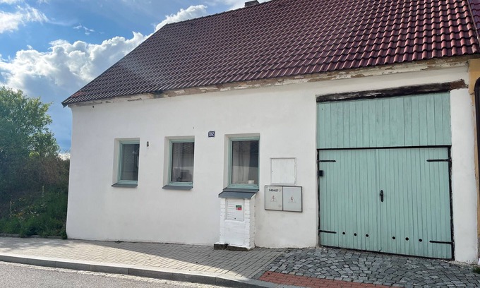 Belcice Cottage | Adorable 2-bedroom cottage in Jihočeský kraj