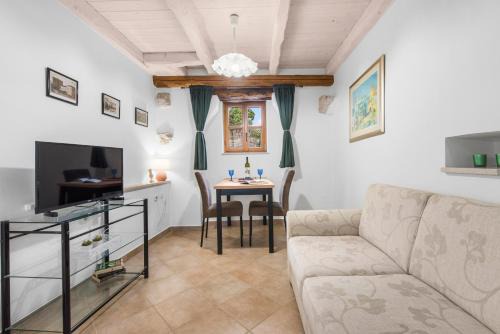 Pican Appartement | Adorable apartment San Rocco 2