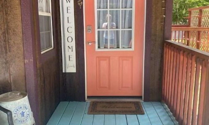 Fort White Maison | Adorable cozy cabin near North Florida Springs
