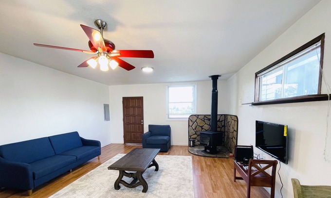 Yelm Maison | Adorable guest house in Yelm!