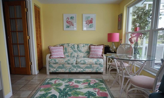 Jasmine Lakes Maison | Adorable maison sur un canal, avec une piscine privée