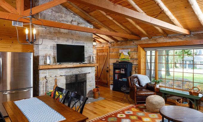 Ephraim Cabine | * Nouvelle inscription * Adorable Cottage Pet Friendly au coeur d'Ephraim!