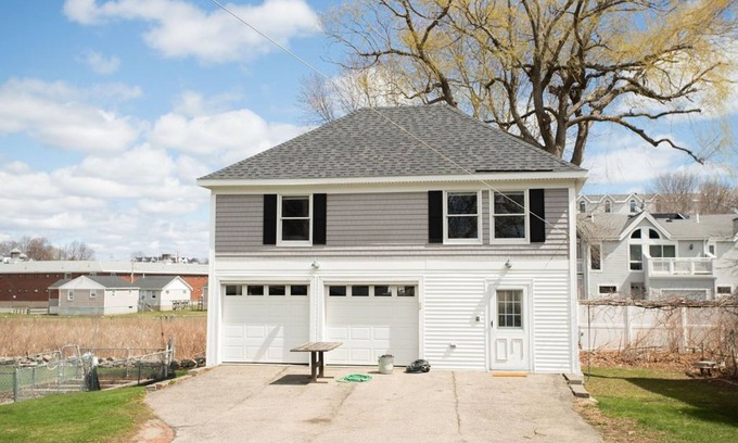 York Beach Appartement | Adorable Rental Near Short Sands Beach!