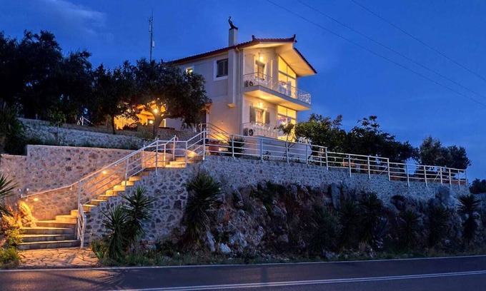 Kardamyli Maison | ADRIANA'S House KARDAMYLI PROSILIO