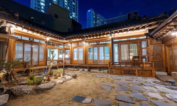 Namsan-dong Maison | Aega Hanok Guesthouse