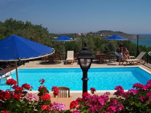 Karfas Appartement | Aeriko Benovias Rooms & Apartments