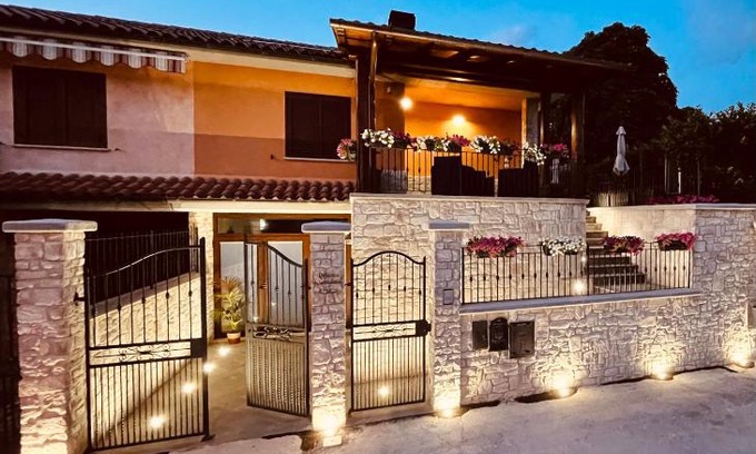 Casali di Serravalle Maison | Affittacamere Residenza Montedoro