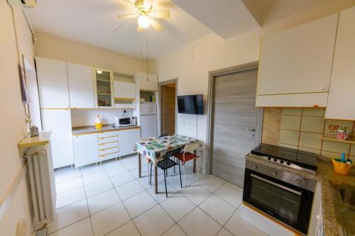 Bareggio Appartement | Affitti brevi ferrera Bilocale Ilenia 20 minuti da Rho Fiera e San Siro
