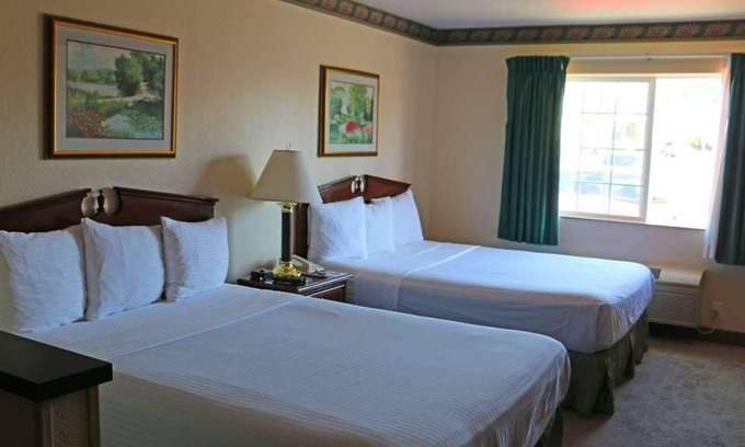 Kelso Maison | Affordability Meets Comfort in GuestHouse Kelso Longview! 3 Comfortable Units