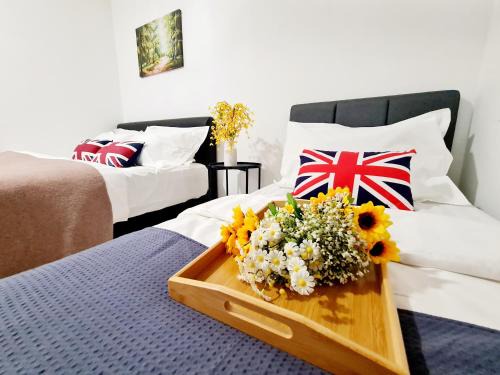Petaling Jaya Appartement | Affordable 9 Guest SEGI Kota Damansara Tropicana Thomson Hospital Giza Mall Tropicana Mall Ikea The Curve One Utama